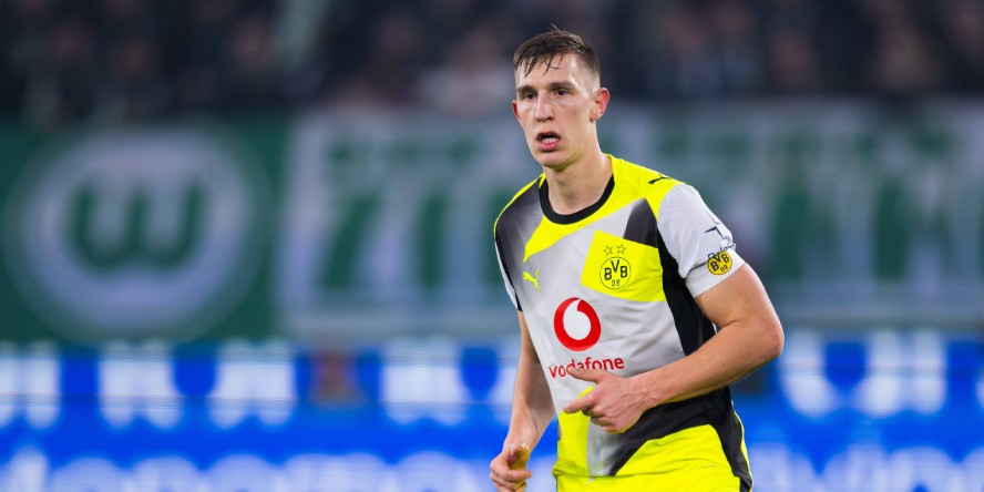 Nico Schlotterbeck beim Auswärtsspiel in Wolfsburg.