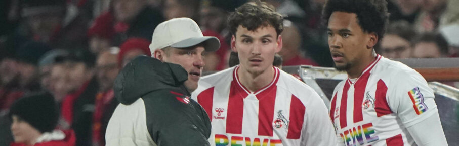 Fussball, 1.BL saison 2025/2026 1.FC Köln vs VfL Wolfsburg , 30.01.2026, Rheinenergiestadion Köln, Lukas Kwasniok Trainer, Rav van der Berg, Youssoupha Niang, alle FC Köln, , *** Football, 1 BL season 2025 2026 1 FC Köln vs VfL Wolfsburg , 30 01 2026, Rheinenergiestadion Köln, Lukas Kwasniok coach, Rav van der Berg, Youssoupha Niang, all FC Köln, ,