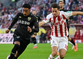 VfB Stuttgart - 1. FC Köln: Tiago Tomas und Jakub Kaminski