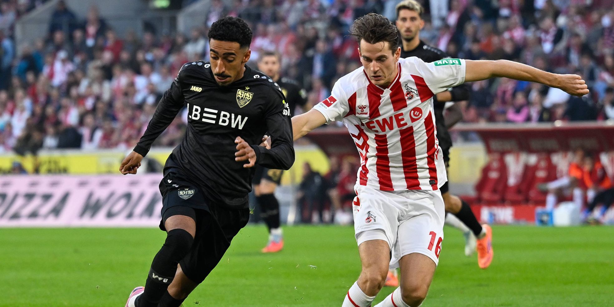 VfB Stuttgart - 1. FC Köln: Tiago Tomas und Jakub Kaminski