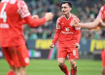 Mainz 05 freut sich in Abwesenheit von Nadiem Amiri über Paul Nebel