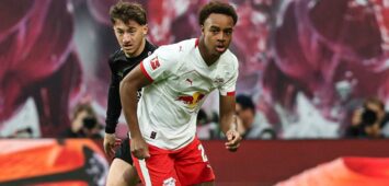 Assan Quedraogo RB Leipzig,20 gegen Angelo Stiller VfB Stuttgart,6 - 1. Fussball Bundesliga Saison 2025-2026 Punktspiel RB Leipzig vs. VfB Stuttgart in der Red Bull Arena in Leipzig - Aktion,Fussball,Deutschland,Mann,Männer,01.11.2025 *** Assan Quedraogo RB Leipzig,20 vs Angelo Stiller VfB Stuttgart,6 1 Soccer Bundesliga Season 2025 2026 Point Match RB Leipzig vs VfB Stuttgart at the Red Bull Arena in Leipzig Action,Soccer,Germany,Man,Men,01 11 2025