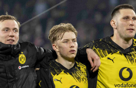 Niklas Süle (r.) und Borussia Dortmund hoffen auf die baldige Champions-League-Quali.