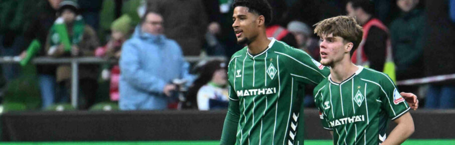 GER, 1. FBL, SV Werder Bremen vs 1.FSV Mainz 05 / 15.03.2026, Weserstadion, Bremen, GER, 1. FBL, SV Werder Bremen vs 1.FSV Mainz 05 im Bild / picture shows Spielende. Endstand 0:2. Salim Musah SV Werder Bremen 29 und Mick Schmetgens SV Werder Bremen 33 nach ihrem Bundesligadebut *** GER, 1 FBL, SV Werder Bremen vs 1 FSV Mainz 05 15 03 2026, Weserstadion, Bremen, GER, 1 FBL, SV Werder Bremen vs 1 FSV Mainz 05 in the picture picture shows end of match final score 0 2 Salim Musah SV Werder Bremen 29 and Mick Schmetgens SV Werder Bremen 33 after their Bundesliga debut nordphotoxGmbHx/xKokenge nph00001