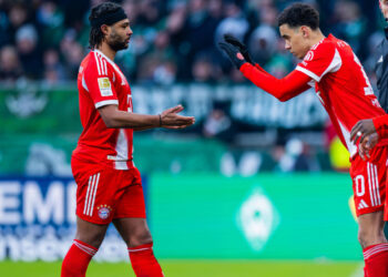 Bayern-Stars mit Stammplatzansprüchen: Jamal Musiala (r.) und Serge Gnabry