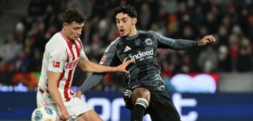 Eric Martel vom 1. FC Köln und Fares Chaibi von Eintracht Frankfurt