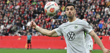 Konstantinos Koulierakis VfL Wolfsburg 04.04.2026, Fussball 1. Bundesliga, Saison 2025/2026, 28. Spieltag, Bayer 04 Leverkusen - VfL Wolfsburg 6:3 DFL regulations prohibit any use of photographs as image sequences and/or quasi-video Leverkusen BayArena Nordrhein Westfalen Deutschland *** Konstantinos Koulierakis VfL Wolfsburg 04 04 2026, Soccer 1 Bundesliga, Season 2025 2026, 28 Matchday, Bayer 04 Leverkusen VfL Wolfsburg 6 3 DFL regulations prohibit any use of photographs as image sequences and or quasi video Leverkusen BayArena Nordrhein Westfalen Germany Team2