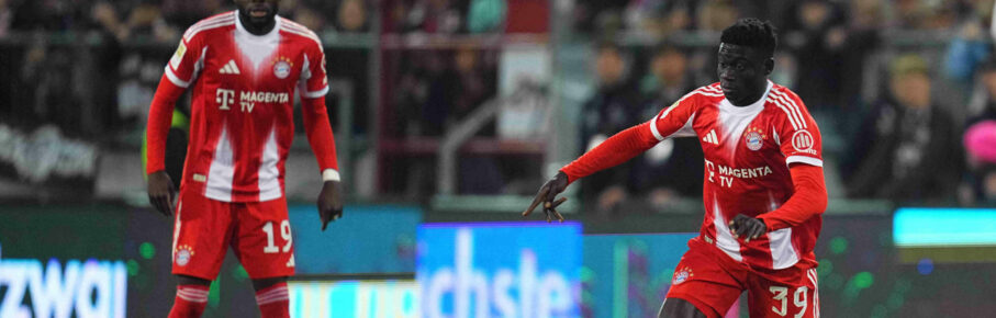 Bara Sapoko Ndiaye Bayern Munich in Aktion waehrend des spiels der 1.Bundesliga zwischen St. Pauli gegen Bayern Munich, Millerntor-Stadion, Hamburg, Germany am 11. April 2026. Foto von Thor Wegner/DeFodi Images  Bara Sapoko Ndiaye Bayern Munich controls the ball during St. Pauli and Bayern Munich,1.Bundesliga, at Millerntor-Stadion, Hamburg, Germany on April 11, 2026. Thor Wegner/DeFodi Images . Photo by DeFodi Images - *** Bara Sapoko Ndiaye Bayern Munich in action during the match of the 1 Bundesliga between St Pauli against Bayern Munich, Millerntor Stadion, Hamburg, Germany on April 11, 2026 Photo by Thor Wegner DeFodi Images Bara Sapoko Ndiaye Bayern Munich controls the ball during St Pauli and Bayern Munich,1 Bundesliga, at Millerntor Stadion, Hamburg, Germany on April 11, 2026 Thor Wegner DeFodi Images Photo by DeFodi Images