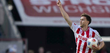 Jubel nach dem Tor zum 1-2 durch Luca Waldschmidt 1.FC Koeln, 7, jubelnd, bejubelt, jubelt, jubeln, emotionen, celebrate. Torjubel 1. FC Köln - Bayer 04 Leverkusen, Fussball, 1. Bundesliga, RheinEnergieStadion Köln, 25.04.2026 DFL regulations prohibit any use of photographs as image sequences and/or quasi-video. *** Celebration after the goal to 1 2 by Luca Waldschmidt 1 FC Koeln, 7 , jubilant, cheering, jubelt, jubeln, celebrate, emotionen, celebrate Torjubel 1 FC Köln Bayer 04 Leverkusen, Fussball, 1 Bundesliga, RheinEnergieStadion Köln, 25 04 2026 DFL regulations prohibit any use of photographs as image sequences and or quasi video Copyright: HMBxMedia/xMarcoxBader