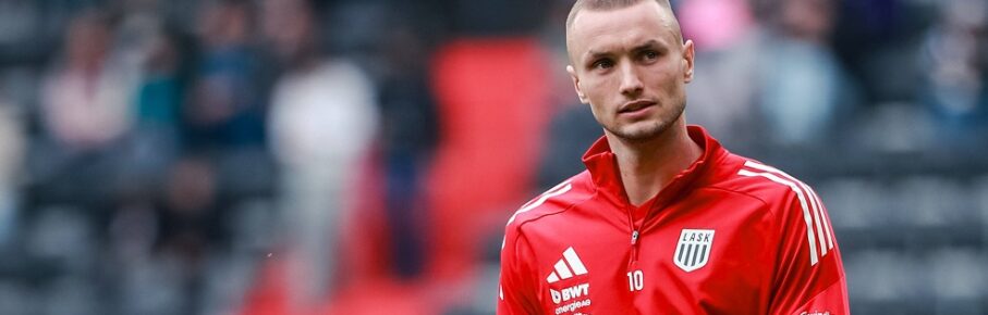 SOCCER - BL, LASK vs Sturm LINZ,AUSTRIA,19.APR.26 - SOCCER - ADMIRAL Bundesliga, championship group, Linzer ASK vs SK Sturm Graz. Image shows Sasa Kalajdzic LASK during the warm up. PUBLICATIONxNOTxINxAUTxSUIxSWE GEPAxpictures/xManuelxBinder