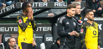 Deutschland: Bundesliga 2025/2026 Borussia Mönchengladbach vs. Borussia Dortmund 32. Spieltag Sonntag, 03.05.2026 Borussia-Park Nordrhein-Westfalen Carney Chukwuemeka Borussia Dortmund, 17 Einwechslung / neu im Spiel Yan Couto Borussia Dortmund, 2 *** Germany Bundesliga 2025 2026 Borussia Mönchengladbach vs Borussia Dortmund Matchday 32 Sunday, 03 05 2026 Borussia Park Nordrhein Westfalen Carney Chukwuemeka Borussia Dortmund, 17 Substitution new in the match Yan Couto Borussia Dortmund, 2 Copyright: xCelinaxLeiersx