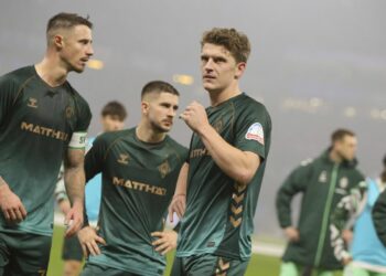 Werder Bremen: Marco Friedl, Romano Schmid, Jens Stage