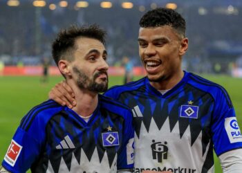 Fabio Vieira und Ransford Königsdörffer vom HSV