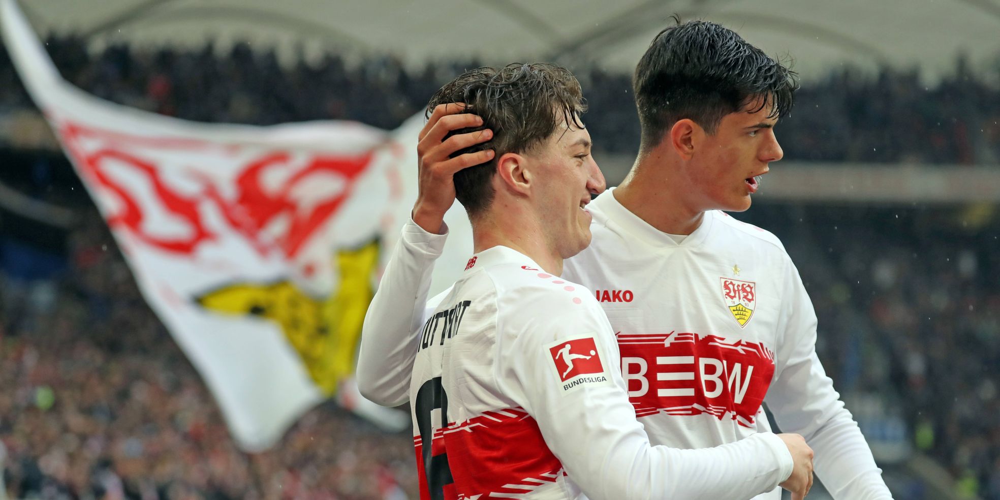 Chema Andres und Angelo Stiller vom VfB Stuttgart