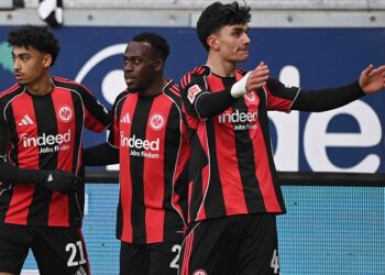 Transfers bei Eintracht Frankfurt: Was wird aus Nathaniel Brown, Arnaud Kalimuendo und Can Uzun?
