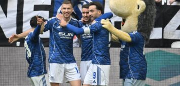 Jubel Soufiane El-Faouzi Schalke 04, Edin Dzeko FC Schalke 04, Dejan Ljubicic FC Schalke 04, Moussa Sylla FC Schalke 04, Maskottchen Erwin, v.li. 15.03.2026, Fussball 2. Bundesliga, Saison 2025/2026, 26. Spieltag, FC Schalke 04 - Hannover 96 2:2 DFL regulations prohibit any use of photographs as image sequences and/or quasi-video Gelsenkirchen Veltins Arena Nordrhein Westfalen Deutschland *** Cheers Soufiane El Faouzi Schalke 04 , Edin Dzeko FC Schalke 04 , Dejan Ljubicic FC Schalke 04 , Moussa Sylla FC Schalke 04 , Mascot Erwin, v li 15 03 2026, Soccer 2 Bundesliga, Season 2025 2026, 26 Matchday, FC Schalke 04 Hannover 96 2 2 DFL regulations prohibit any use of photographs as image sequences and or quasi video Gelsenkirchen Veltins Arena Nordrhein Westfalen Germany Team2