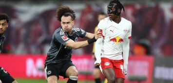 06.12.2025, xtgx, Fussball 1.Bundesliga, RB Leipzig - Eintracht Frankfurt v.l. Nathaniel Brown Eintracht Frankfurt Arthur Theate Eintracht Frankfurt Yan Diomande RB Leipzig Zweikampf, Aktion, action, battle for the ball DFL/DFB REGULATIONS PROHIBIT ANY USE OF PHOTOGRAPHS as IMAGE SEQUENCES and/or QUASI-VIDEO Leipzig *** 06 12 2025, xtgx, Football 1 Bundesliga, RB Leipzig Eintracht Frankfurt v l Nathaniel Brown Eintracht Frankfurt Arthur Theate Eintracht Frankfurt Yan Diomande RB Leipzig Zweikampf, Aktion, action, battle for the ball DFL DFB REGULATIONS PROHIBIT ANY USE OF PHOTOGRAPHS as IMAGE SEQUENCES and or QUASI VIDEO Leipzig