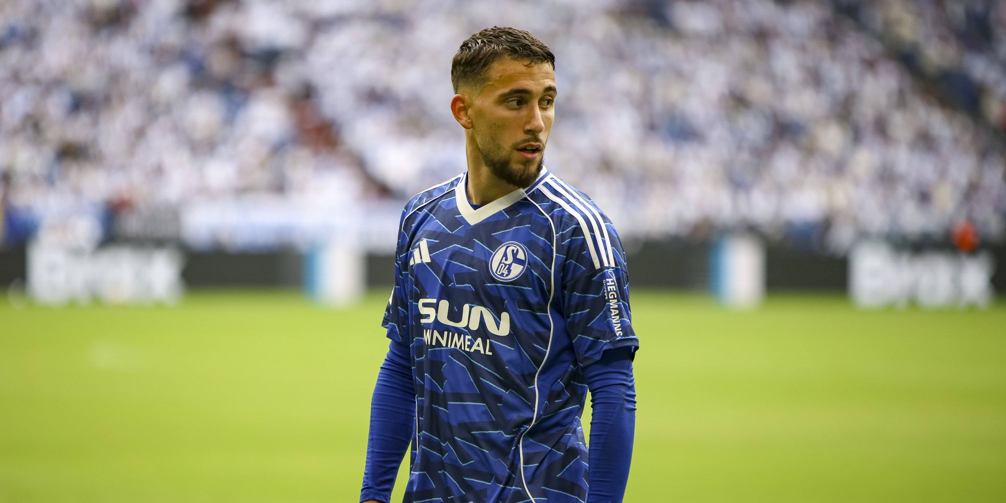 Adil Aouchiche vom FC Schalke 04
