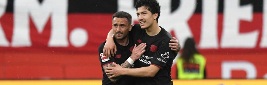 Aleix Garcia und Ibrahim Maza von Bayer Leverkusen