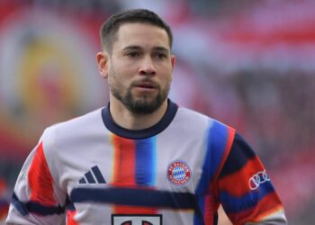 Wechselt Raphael Guerreiro zu Bayer Leverkusen?