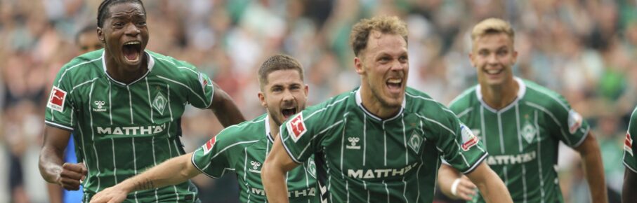 SV Werder Bremen: Skelly Alvero, Romano Schmid, Senne Lynen, Keke Topp (v.l.)