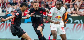 Leverkusen, Deutschland 02. Mai 2026: 1. BL - 2025/2026 - Sp. 32 - Bayer 04 Leverkusen gegen RB Leipzig Im Bild: v. li. im Zweikampf Exequiel Palacios LEV, Aleix Garcia LEV und Yan Diomande RBL DFL/DFB regulations prohibit any use of photographs as image sequences and/or quasi-video BayArena Nordrhein Westfalen *** Leverkusen, Germany 02 May 2026 1 BL 2025 2026 Sp 32 Bayer 04 Leverkusen v RB Leipzig Pictured from left in duel Exequiel Palacios LEV , Aleix Garcia LEV and Yan Diomande RBL DFL DFB regulations prohibit any use of photographs as image sequences and or quasi video BayArena Nordrhein Westfalen Copyright: xFotostandx/xKruczynskix