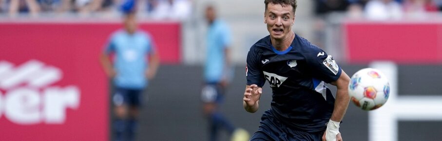 Fisnik Asllani Hoffenheim, 11, am Ball, Freisteller, Ganzkörper, Einzelbild, Einzelfoto, Aktion, Action, 09.05.2026, Sinsheim Deutschland, Fussball, Bundesliga, TSG 1899 Hoffenheim - SV Werder Bremen, DFB/DFL REGULATIONS PROHIBIT ANY USE OF PHOTOGRAPHS AS IMAGE SEQUENCES AND/OR QUASI-VIDEO. *** Fisnik Asllani Hoffenheim, 11 , on the ball, cropped, full body, single image, single photo, action, action, 09 05 2026, Sinsheim Germany , Football, Bundesliga, TSG 1899 Hoffenheim SV Werder Bremen, DFB DFL REGULATIONS PROHIBIT ANY USE OF PHOTOGRAPHS AS IMAGE SEQUENCES AND OR QUASI VIDEO xozx