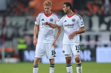 Transfergerüchte: Hugo Larsson soll bei Eintracht Frankfurt bleiben, Ellyes Skhiri könnte nach Köln wechseln