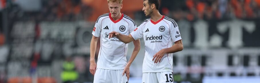 01.11.2025, Fussball Bundesliga, 1. FC Heidenheim - Eintracht Frankfurt, v.l., Hugo Larsson Eintracht Frankfurt, Ellyes Skhiri Eintracht Frankfurt DFL/DFB REGULATIONS PROHIBIT ANY USE OF PHOTOGRAPHS AS IMAGE SEQUENCES AND/OR QUASI-VIDEO. xdcx *** 01 11 2025, Football Bundesliga, 1 FC Heidenheim Eintracht Frankfurt, v l , Hugo Larsson Eintracht Frankfurt , Ellyes Skhiri Eintracht Frankfurt DFL DFB REGULATIONS PROHIBIT ANY USE OF PHOTOGRAPHS AS IMAGE SEQUENCES AND OR QUASI VIDEO xdcx Copyright: HMBxMedia/Claus