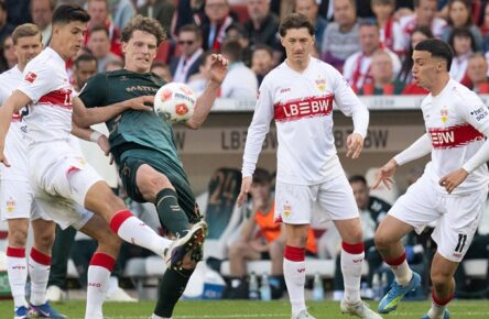 Bei Jens Stage (Werder Bremen) und Bilal El Khannouss (VfB Stuttgart, rechts) ging es abwärts