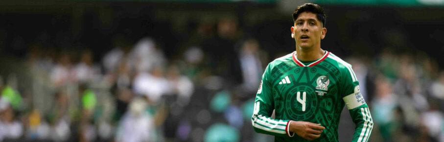 June 11, 2026, Mexico City, Ciudad de Mexico, Mexico: Edson oÂlvarez 4 of Mexico looks on during the Group A first-round match of the 2026 FIFA World Cup, WM, Weltmeisterschaft, Fussball between Mexico and South Africa at Estadio Azteca. on June 11, 2026, in Mexico City, Mexico. Mexico City Mexico - ZUMAe321 20260611_zsa_e321_347 Copyright: xIanxRoblesx