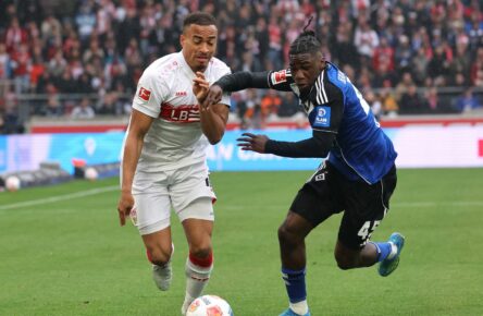 Fabio Balde vom HSV und Jamie Leweling vom VfB Stuttgart