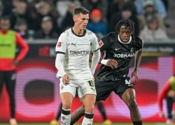 SC Freiburg: Johan Manzambi geht - kommt Yannik Engelhardt?