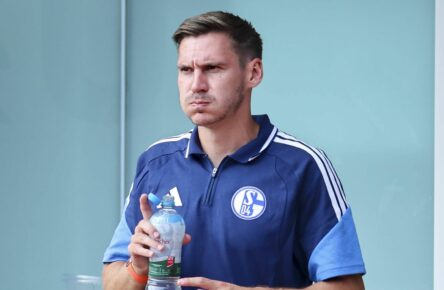 Maximilian Wöber vom FC Schalke 04