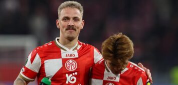 19.03.2026, Fussball UEFA Conference League, Achtelfinale Rückspiel, 1. FSV Mainz 05 - SK Sigma Olomouc, v.l., Phillip Tietz FSV Mainz 05, Kaishu Sano FSV Mainz 05 freuen sich über das Weiterkommen DFL/DFB REGULATIONS PROHIBIT ANY USE OF PHOTOGRAPHS AS IMAGE SEQUENCES AND/OR QUASI-VIDEO. xdcx *** 19 03 2026, Football UEFA Conference League, Round of 16 second leg, 1 FSV Mainz 05 SK Sigma Olomouc, f l , Phillip Tietz FSV Mainz 05 , Kaishu Sano FSV Mainz 05 are happy about the progress DFL DFB REGULATIONS PROHIBIT ANY USE OF PHOTOGRAPHS AS IMAGE SEQUENCES AND OR QUASI VIDEO xdcx Copyright: HMBxMedia/Claus