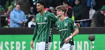 GER, 1. FBL, SV Werder Bremen vs 1.FSV Mainz 05 / 15.03.2026, Weserstadion, Bremen, GER, 1. FBL, SV Werder Bremen vs 1.FSV Mainz 05 im Bild / picture shows Spielende. Endstand 0:2. Salim Musah SV Werder Bremen 29 und Mick Schmetgens SV Werder Bremen 33 nach ihrem Bundesligadebut *** GER, 1 FBL, SV Werder Bremen vs 1 FSV Mainz 05 15 03 2026, Weserstadion, Bremen, GER, 1 FBL, SV Werder Bremen vs 1 FSV Mainz 05 in the picture picture shows end of match final score 0 2 Salim Musah SV Werder Bremen 29 and Mick Schmetgens SV Werder Bremen 33 after their Bundesliga debut nordphotoxGmbHx/xKokenge nph00001