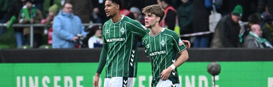 GER, 1. FBL, SV Werder Bremen vs 1.FSV Mainz 05 / 15.03.2026, Weserstadion, Bremen, GER, 1. FBL, SV Werder Bremen vs 1.FSV Mainz 05 im Bild / picture shows Spielende. Endstand 0:2. Salim Musah SV Werder Bremen 29 und Mick Schmetgens SV Werder Bremen 33 nach ihrem Bundesligadebut *** GER, 1 FBL, SV Werder Bremen vs 1 FSV Mainz 05 15 03 2026, Weserstadion, Bremen, GER, 1 FBL, SV Werder Bremen vs 1 FSV Mainz 05 in the picture picture shows end of match final score 0 2 Salim Musah SV Werder Bremen 29 and Mick Schmetgens SV Werder Bremen 33 after their Bundesliga debut nordphotoxGmbHx/xKokenge nph00001