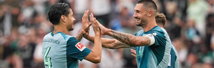 Kevin Diks und Tim Kleindienst von Borussia Mönchengladbach