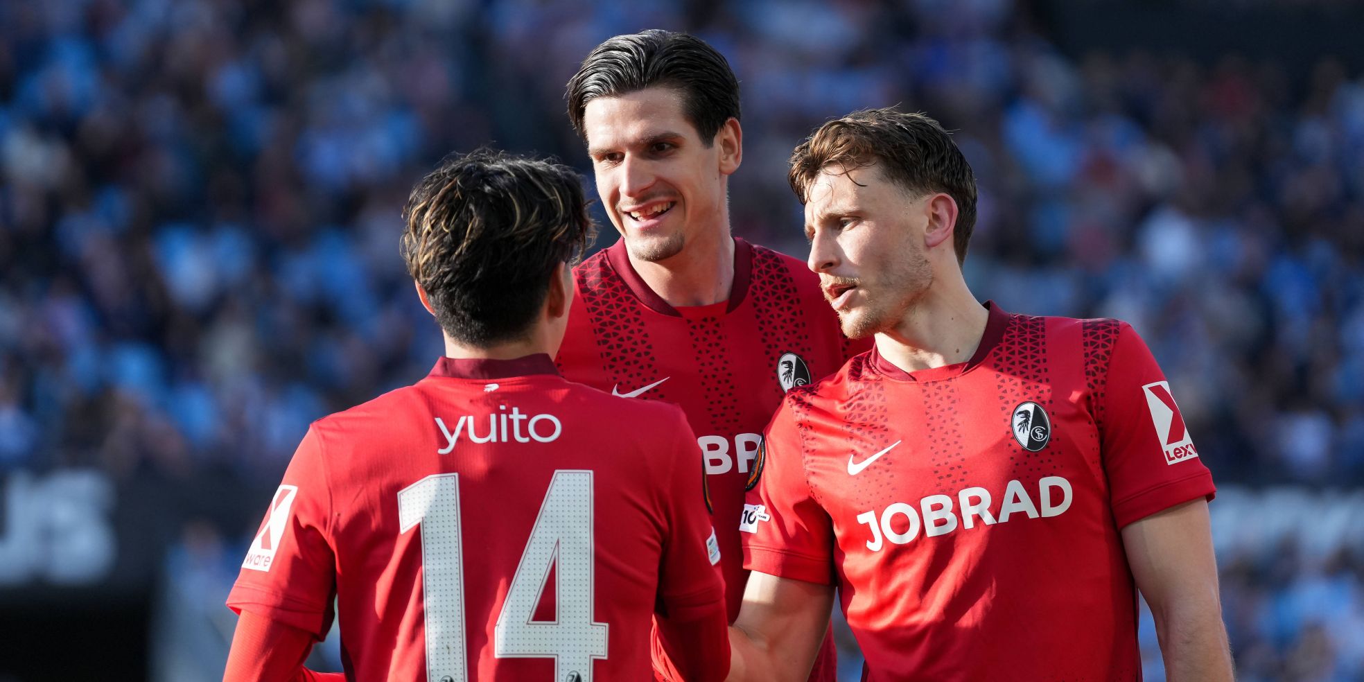 Yuito Suzuki, Igor Matanovic und Maximilian Eggestein vom SC Freiburg