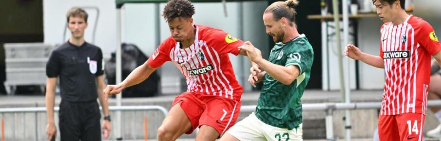 Derry Scherhant im Test gegen die SpVgg Greuther Fürth.