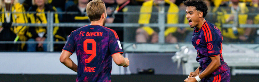 Nathaniel Brown jubelt im Supercup für den FC Bayern in Dortmund