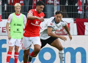 Nadiem Amiri (Mainz 05) und Younes Ebnoutalib (Eintracht Frankfurt) besitzen unterschiedliche Perspektiven
