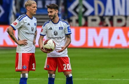 Rückschlag für den HSV: Albert Gronbaek verletzte sich im Länderspiel für Dänemark