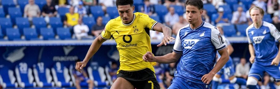 v.li.: Jobe Bellingham BVB, 7, Adam Hlozek Hoffenheim, 10, Zweikampf, Spielszene, Duell, duel, tackle, tackling, Dynamik, Action, Aktion, 05.09.2026, Sinsheim Deutschland, Fussball, Bundesliga, TSG 1899 Hoffenheim - Borussia Dortmund, DFB/DFL REGULATIONS PROHIBIT ANY USE OF PHOTOGRAPHS AS IMAGE SEQUENCES AND/OR QUASI-VIDEO. *** v li Jobe Bellingham BVB, 7, Adam Hlozek Hoffenheim, 10, tackle, game scene, duel, tackle, tackling, dynamic, action, 05 09 2026, Sinsheim, Germany, soccer, Bundesliga, TSG 1899 Hoffenheim vs. Borussia Dortmund, DFB and DFL regulations prohibit any use of photographs as image sequences and/or quasi-video xozx