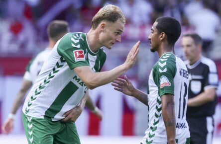 Amos Pieper und Arthur vom SV Werder Bremen