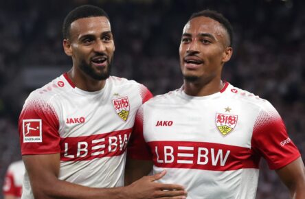 Jamie Leweling (r.) und Josha Vagnoman vom VfB Stuttgart