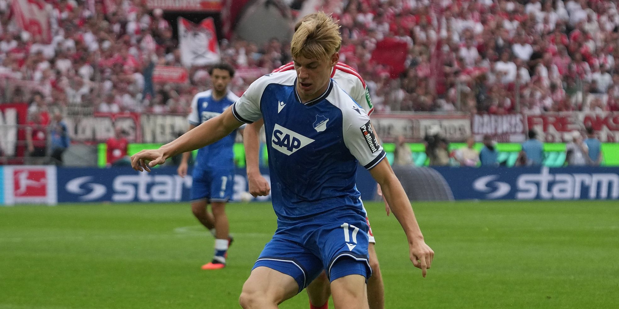 Nathan de Cat von der TSG Hoffenheim