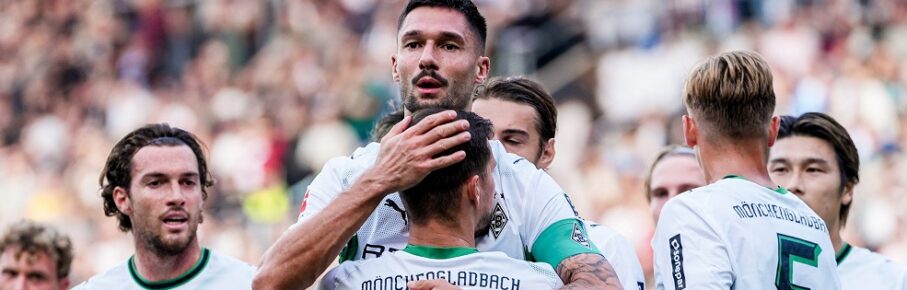 Deutschland: Fußball 2. Bundesliga, 1. Bundesliga, Freundschaftsspiel Saison 2026/27, FC St. Pauli vs Borussia Moenchengladbach Millerntor-Stadion Hamburg St. Pauli: 1:0 für Borussia Moenchengladbach durch Tim Kleindienst Borussia Moenchengladbach, 11, Jubel, Emotion *** Germany Soccer: 2. Bundesliga, Bundesliga, Friendly Match, 202627 Season, FC St. Pauli vs. Borussia Mönchengladbach, Millerntor Stadium, Hamburg St. Pauli 10 Borussia Mönchengladbach goal by Tim Kleindienst, Borussia Mönchengladbach, 11, celebration, emotion Copyright: xStefanxTrochax