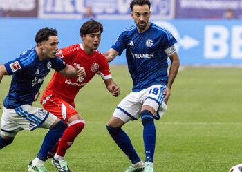 Kaishu Sano (Mainz 05) und Kenan Karaman (Schalke 04) gehören zu den größten Gewinnern bei Comunio