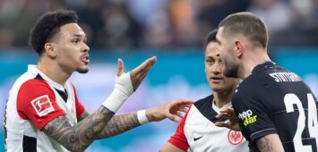 Eintracht Frankfurt - VfB Stuttgart, 1. FBL Nach dem Abpfiff geraten Nnamdi Collins (Eintracht Frankfurt, 34) und Jeff Chabot (Stuttgart, 24) aneinander. Lucas Silva Melo, Tuta (Eintracht Frankfurt, 35) versucht zu schlichten. Bundesligaspiel zwischen Eintracht Frankfurt und dem VfB Stuttgart am 29. März 2025 im Deutsche Bank Park in Frankfurt am Main., Frankfurt am Main Hessen Deutschland Deutsche Bank Park